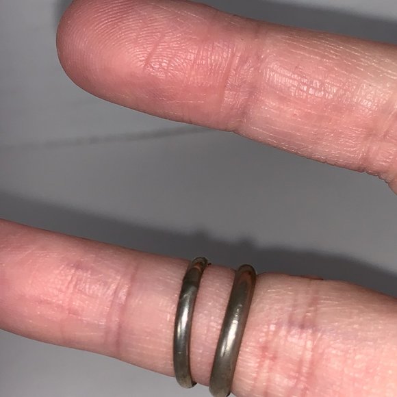 3 1/4 2.5mm Sterling Silver Plain Band Ring - Picture 5 of 9